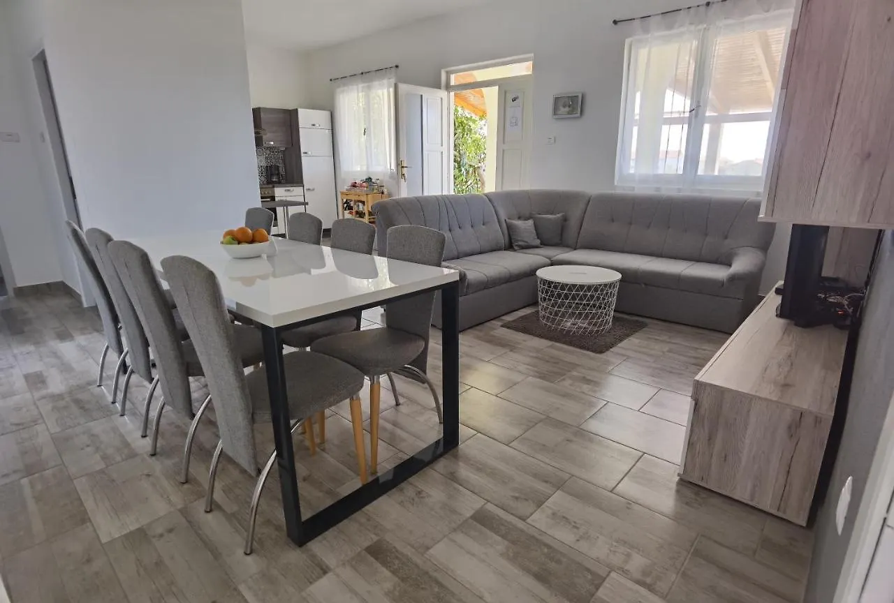 Apartments Jasna Privlaka Croatia