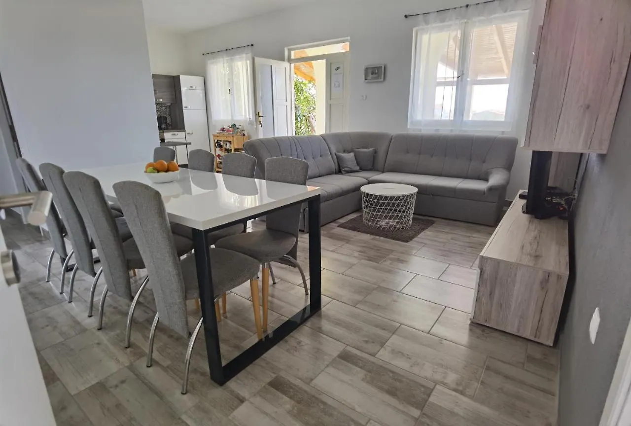 Apartments Jasna Privlaka Croatia