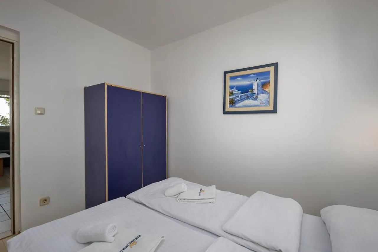Apartments Jasna Privlaka