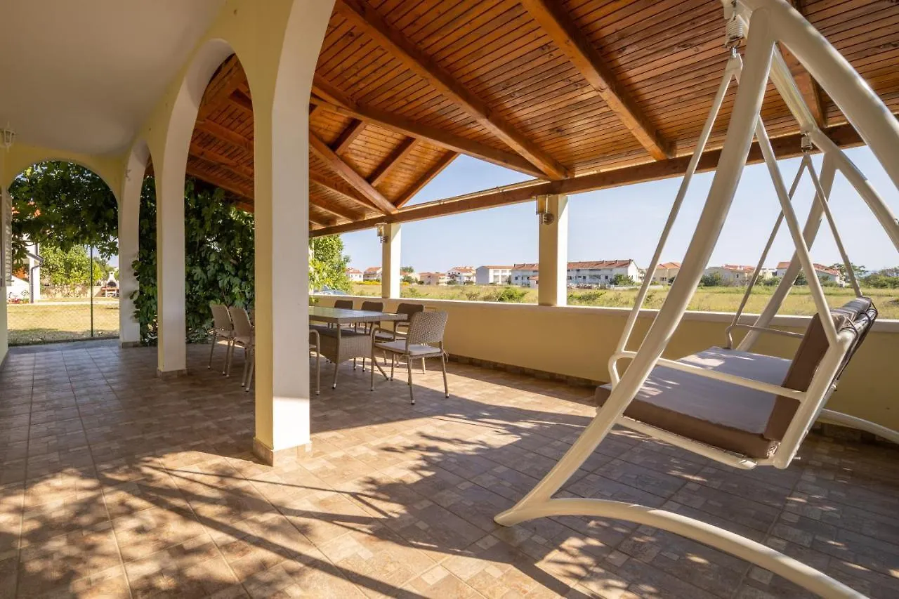 Apartments Jasna Privlaka