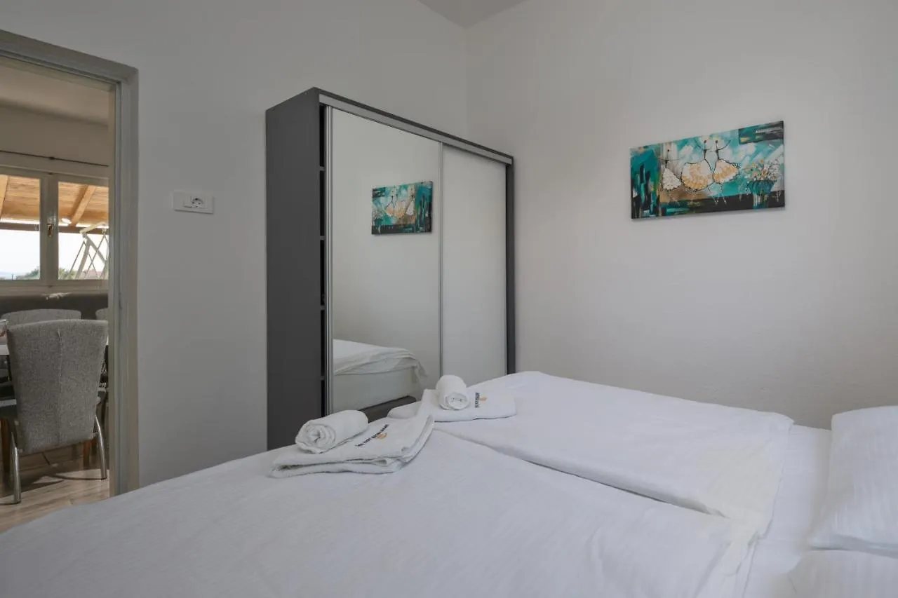 Apartments Jasna Privlaka Croatia